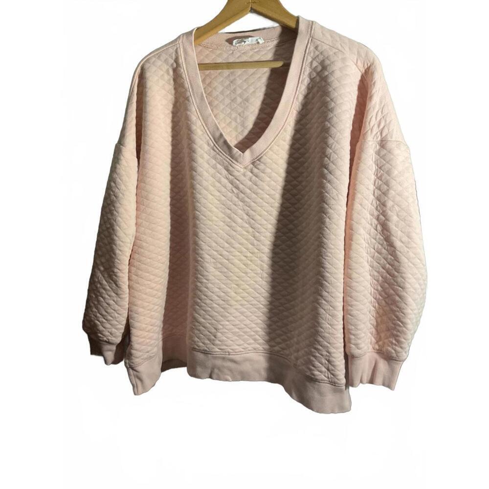 Workshop Light Pink Quilted V-Neck Cropped Bamboo Blend Sweatshirt for Women - Picture 2 of 9